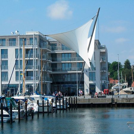 Apartment 12 - "Silbermoewe I" - Blickrichtung Yacht- Und Binnenhafenoffenes Meer Eckernfoerde Ngoại thất bức ảnh