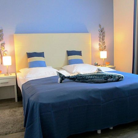 Apartment 12 - "Silbermoewe I" - Blickrichtung Yacht- Und Binnenhafenoffenes Meer Eckernfoerde Ngoại thất bức ảnh