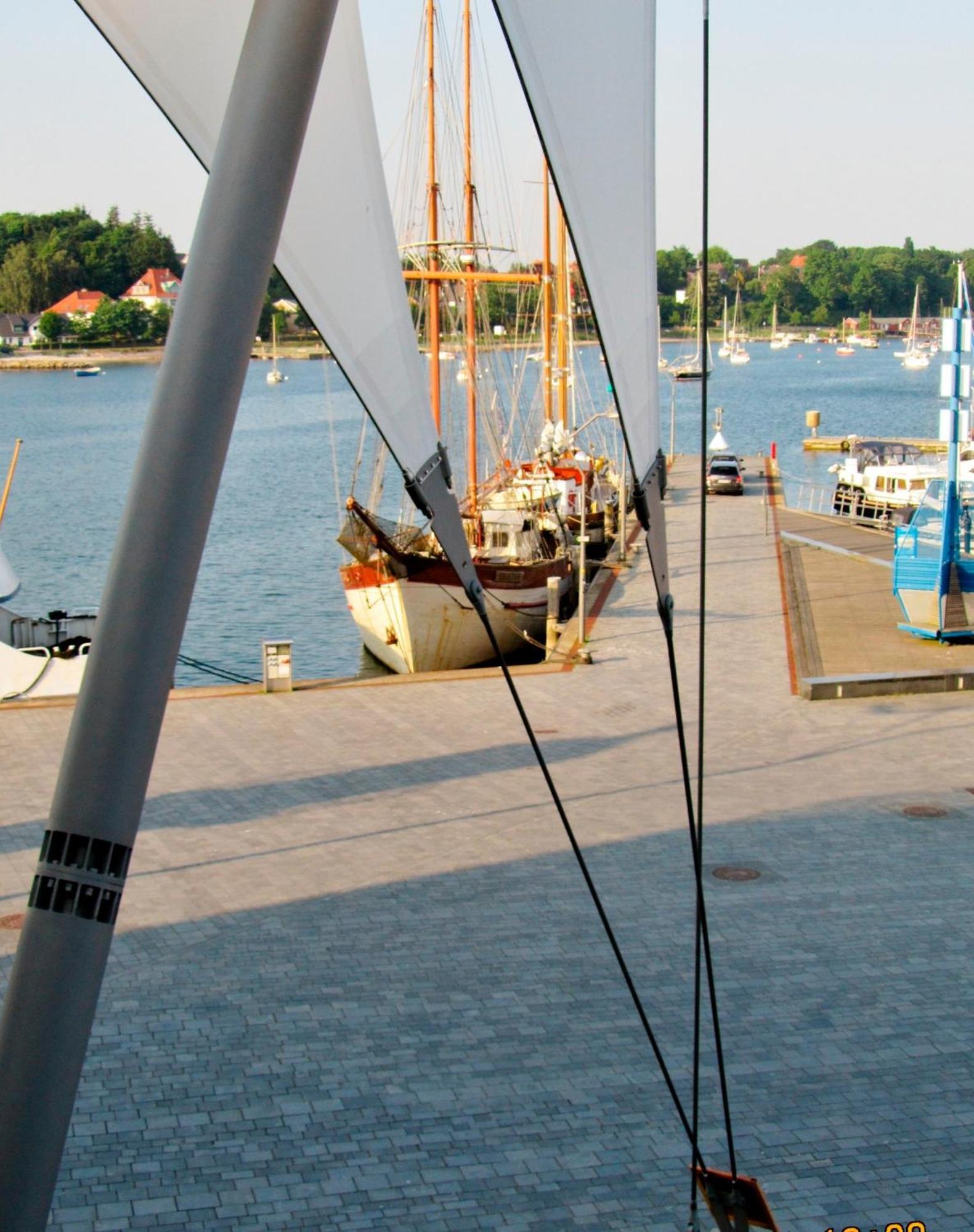 Apartment 12 - "Silbermoewe I" - Blickrichtung Yacht- Und Binnenhafenoffenes Meer Eckernfoerde Ngoại thất bức ảnh